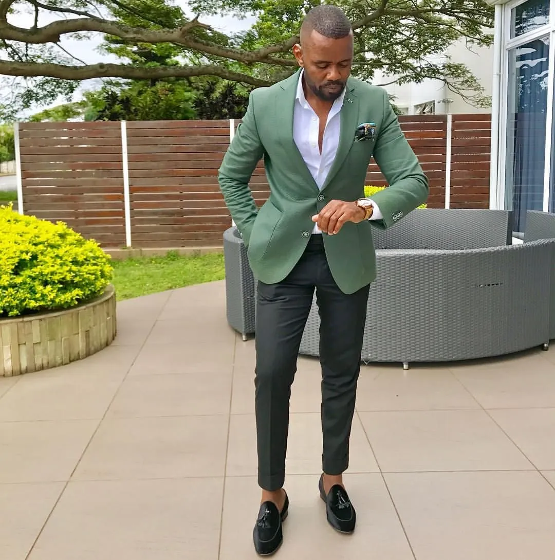 Amazing Green Fashion Slim Fit Notched Lapel Formal Mens Suits
