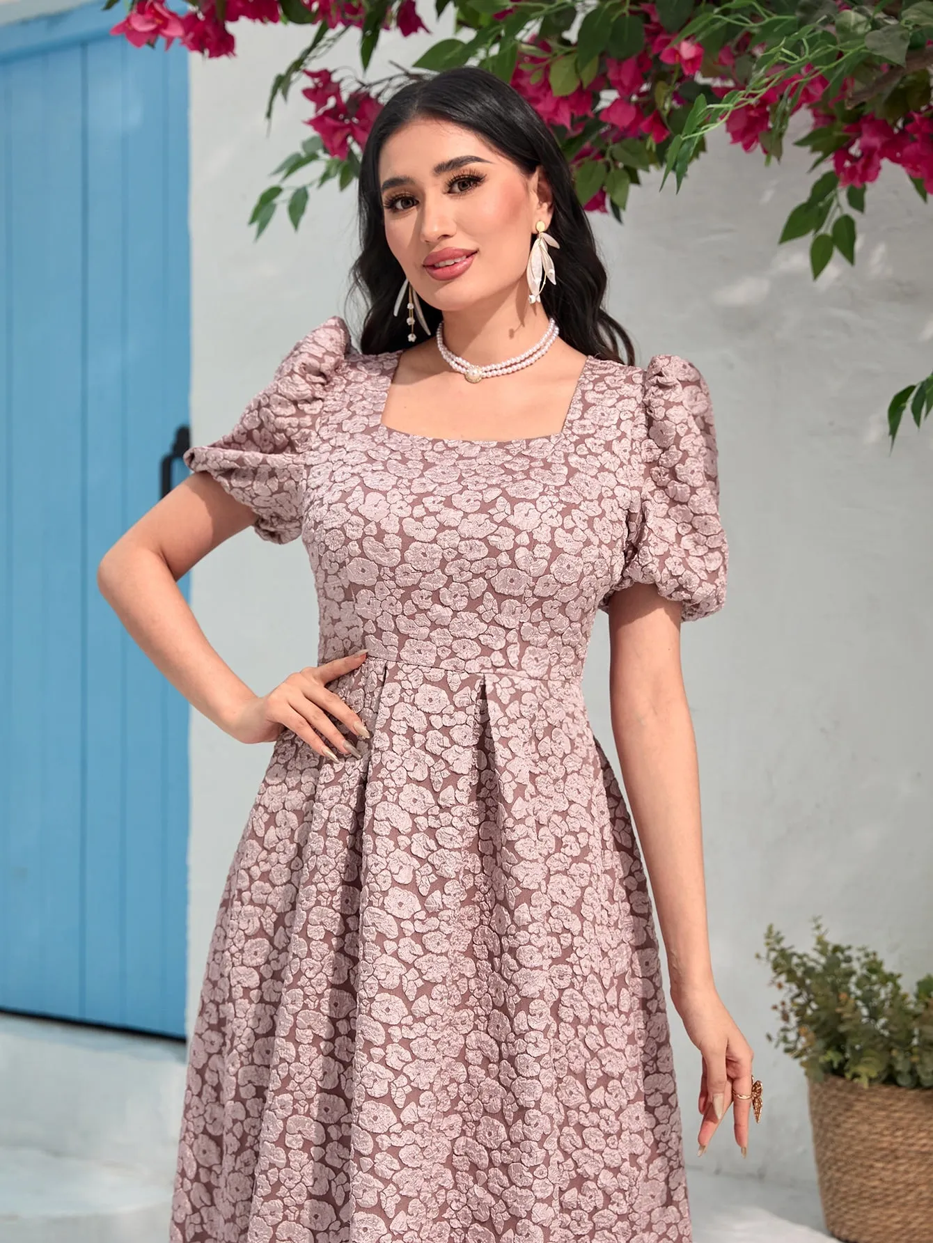 Modely Jacquard Square Neck Puff Sleeve Dress Without Belt