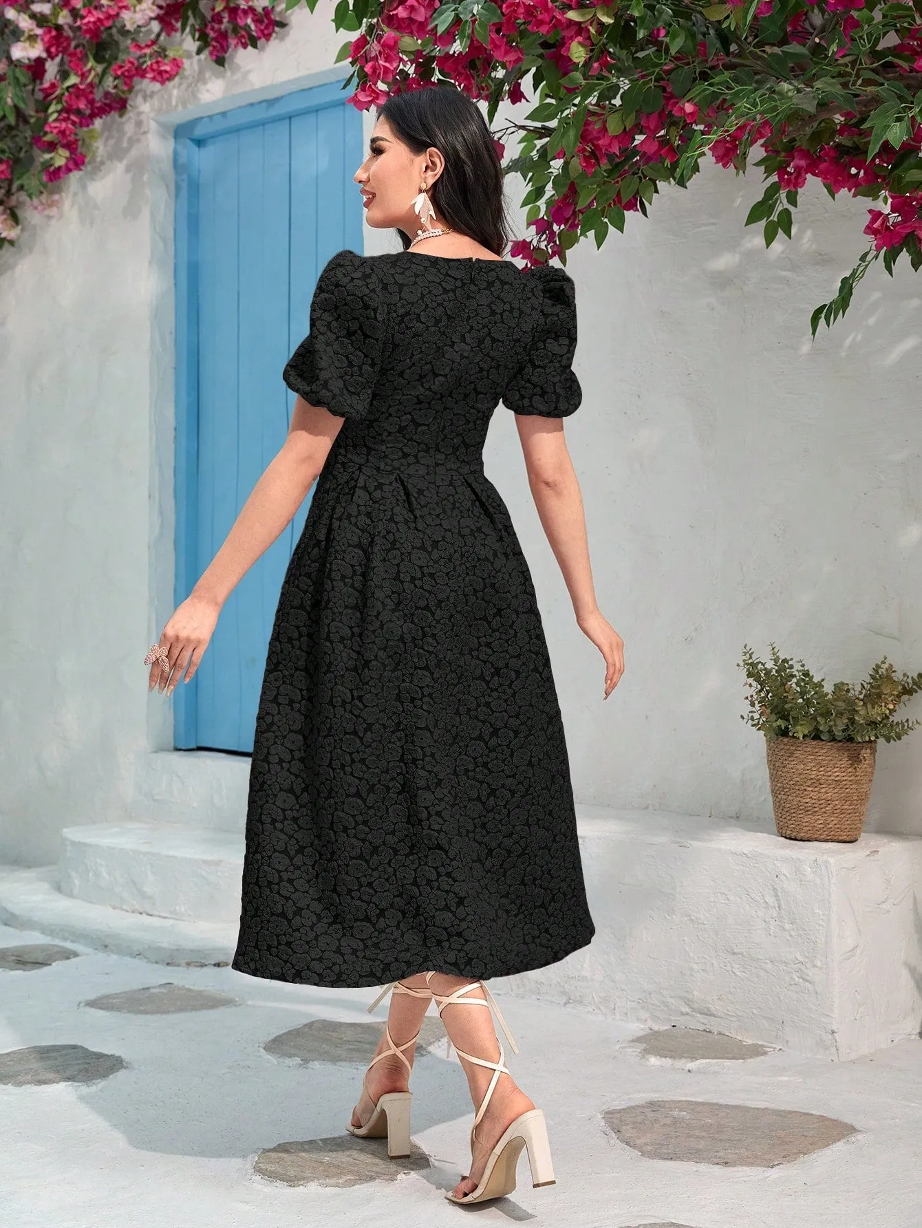 Modely Jacquard Square Neck Puff Sleeve Dress Without Belt