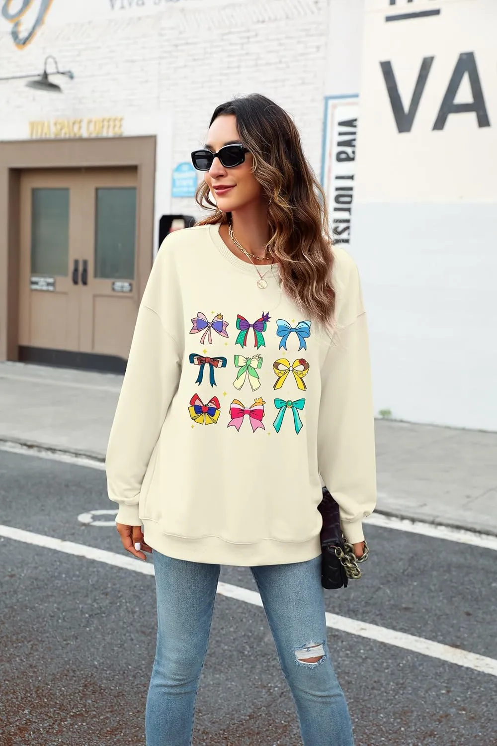 UNIQUEONE Oversized Bow Sweatshirt Womens Magic Kingdom Tee Shirt Colorful Pastel Bows Graphic Sweatshirts Holiday Pullover